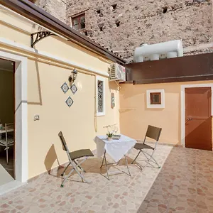 With Terrace- Casa Mariella Apartment Catania