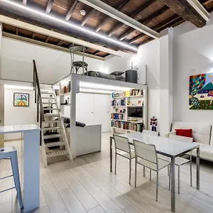Historic Center Cozy Loft Apartment Rome